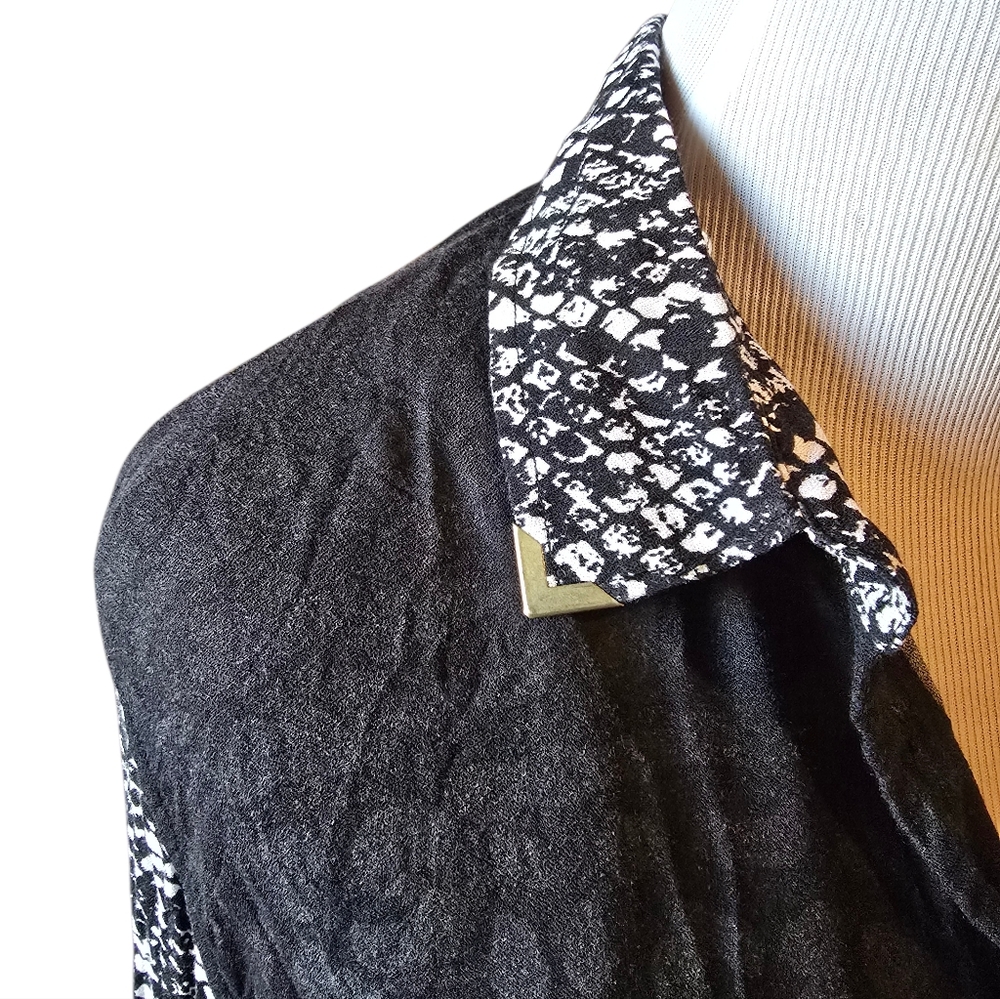 DESIGUAL Black & White Snake Print Button Down Top Shirt Blouse Size Small - Picture 3 of 7